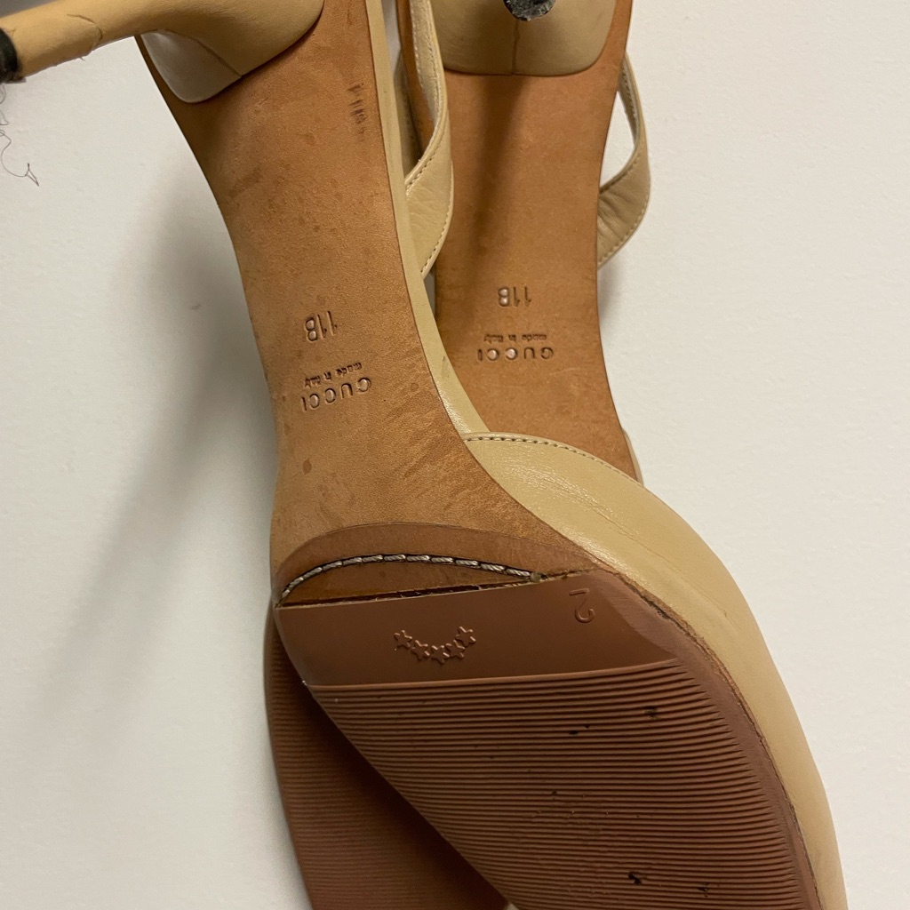 Vintage Auth Gucci Heels